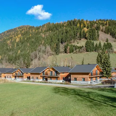 Im Erdgeschoss アパート *