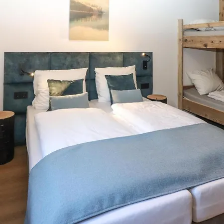 Im Erdgeschoss * アフリッツ