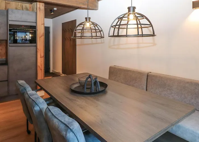 Im Erdgeschoss アパート